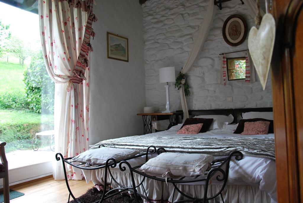 Maison Aretxola Sare Δωμάτιο φωτογραφία